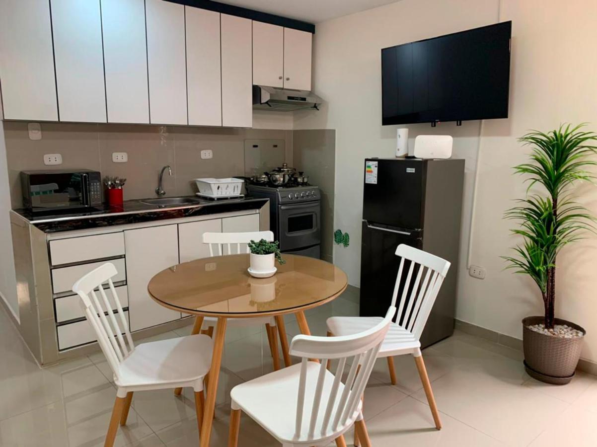 Acogedor Departamento Amoblado En San Miguel, Primer Piso, Wifi. Lima Ngoại thất bức ảnh