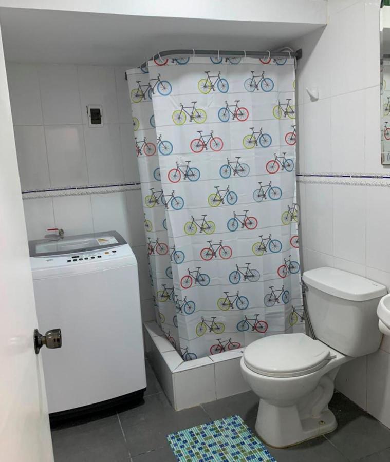 Acogedor Departamento Amoblado En San Miguel, Primer Piso, Wifi. Lima Ngoại thất bức ảnh